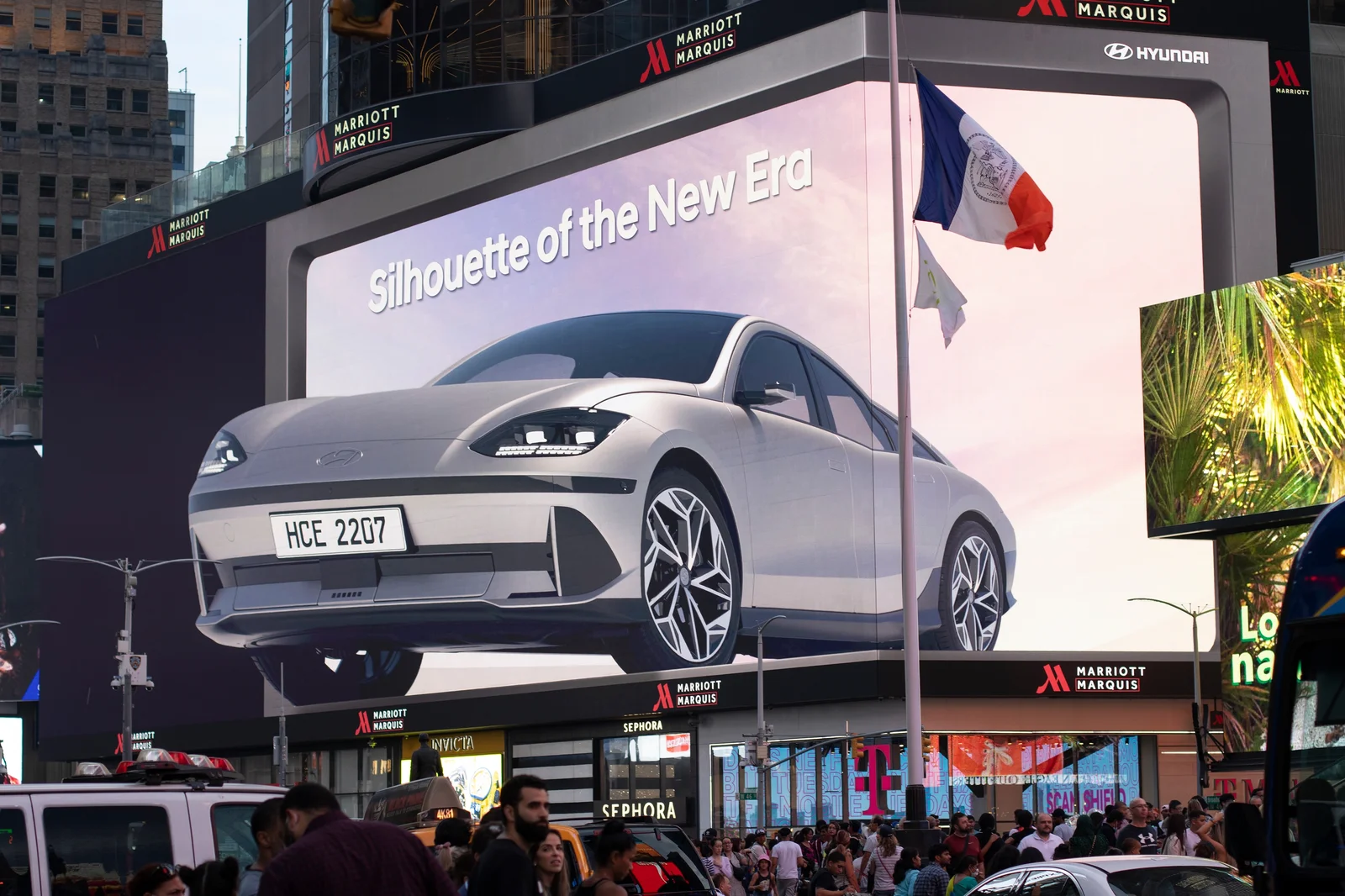 Out of Home Advertising Revolution: How to Transform 3D Billboards