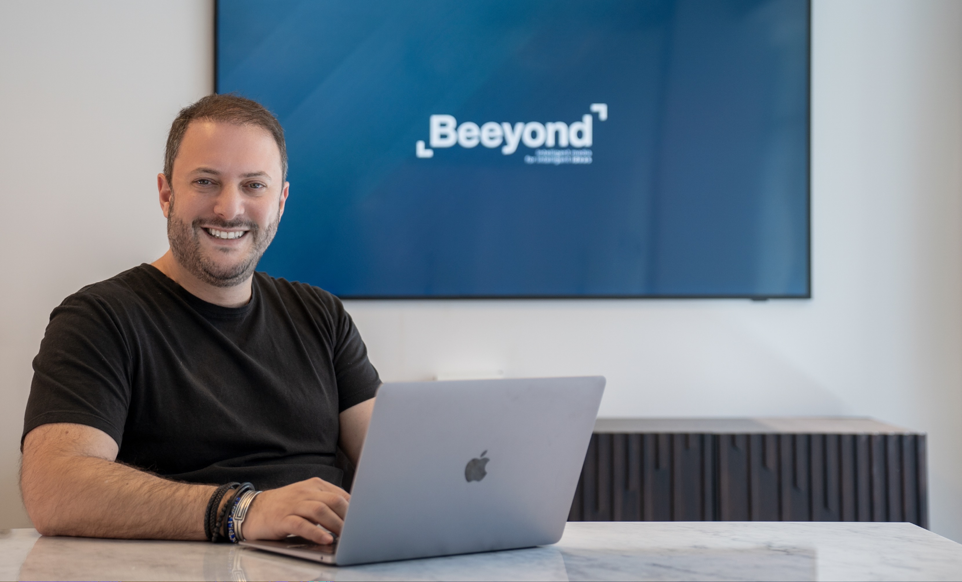 Navigating the DOOH Landscape: Lessons Learned
